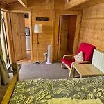 17B Db Airbnb