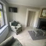 Self Contained Double Ensuite Room With Private Sitting Room