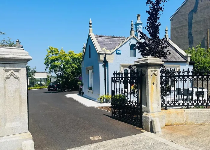 Wellington Cottage
