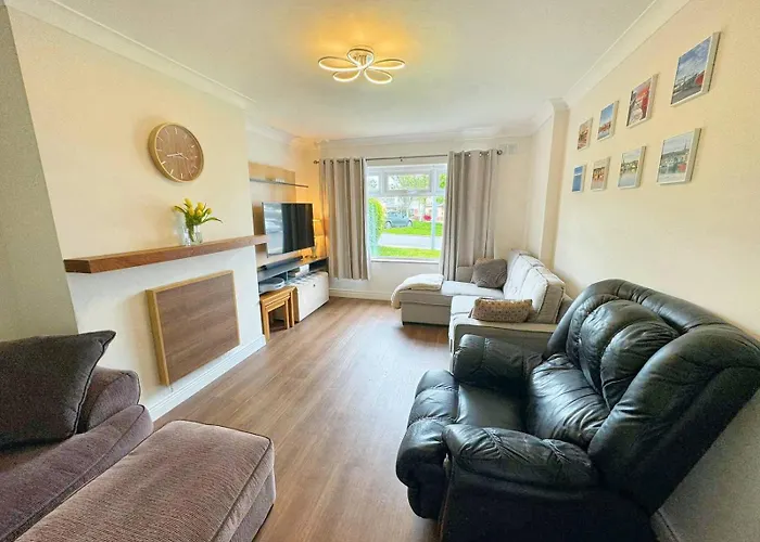Spacious Family Friendly 4Br Home Near Wexford Town