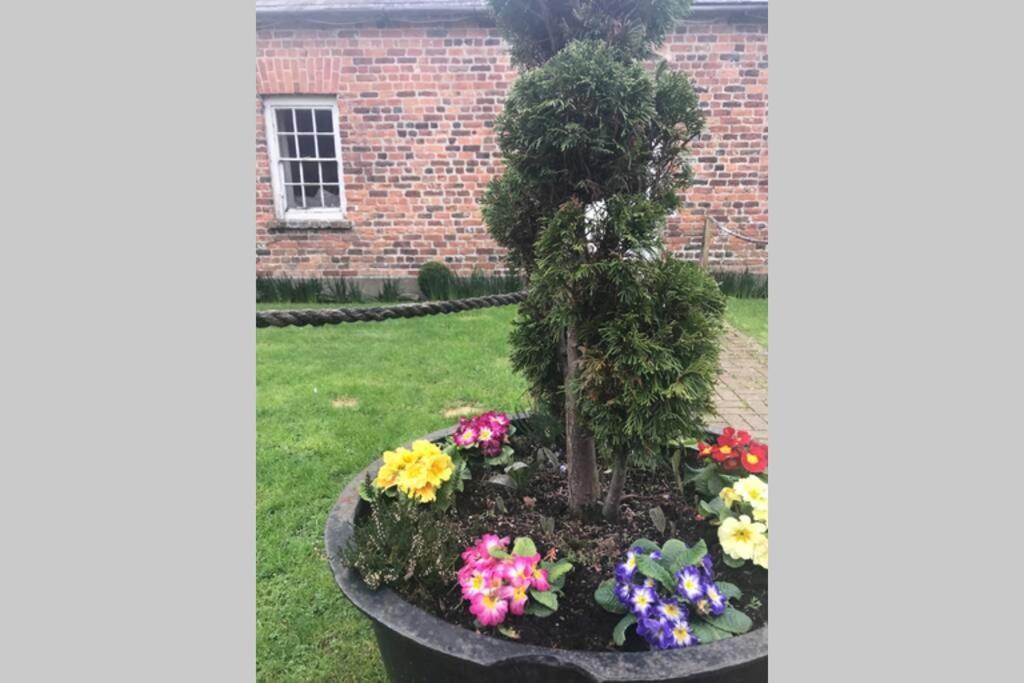 The Tack - Wells House & Gardens Holiday home *