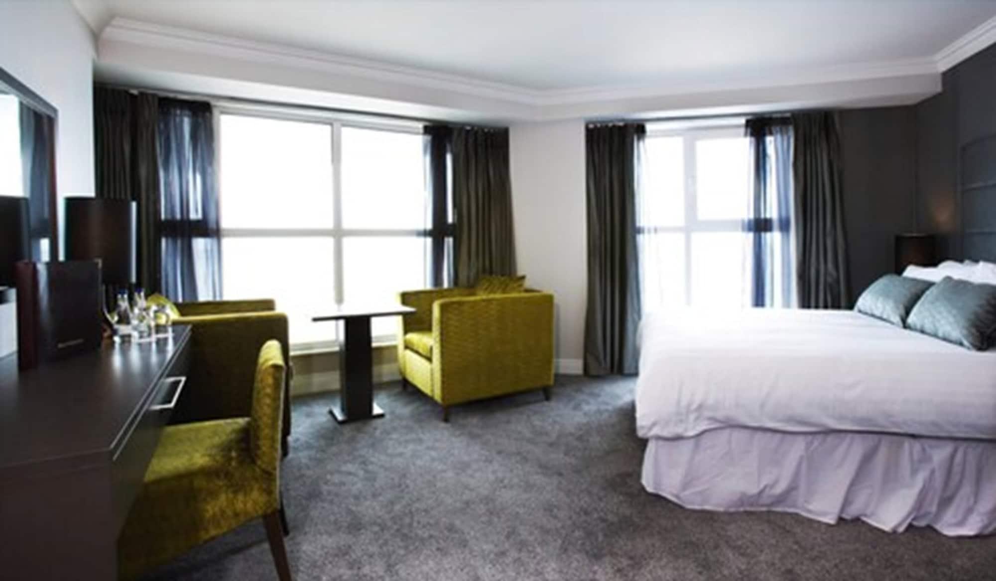 Talbot Hotel 4*