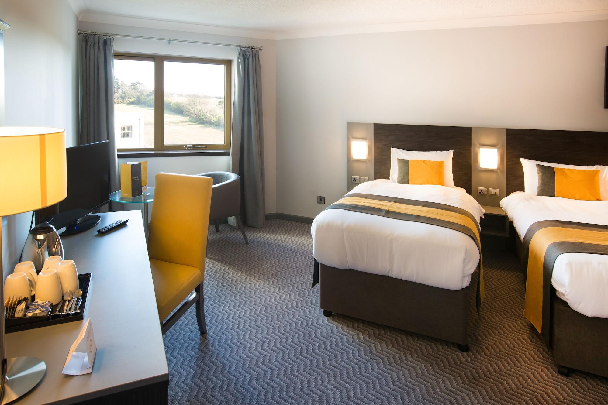 Newtown Park Hotel 3*