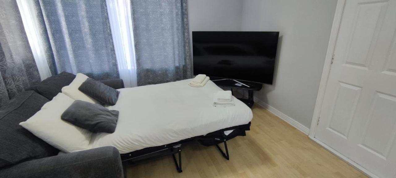 In The Heart Of Town Apartment Wexford
