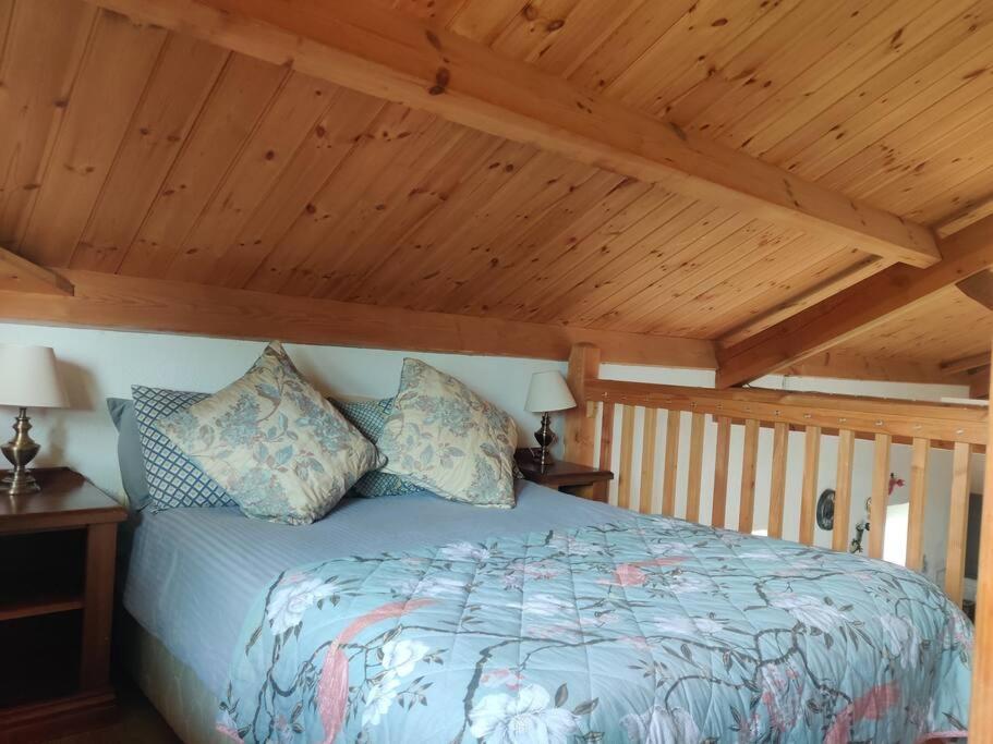 Kingsford Renovated Old Holiday home *