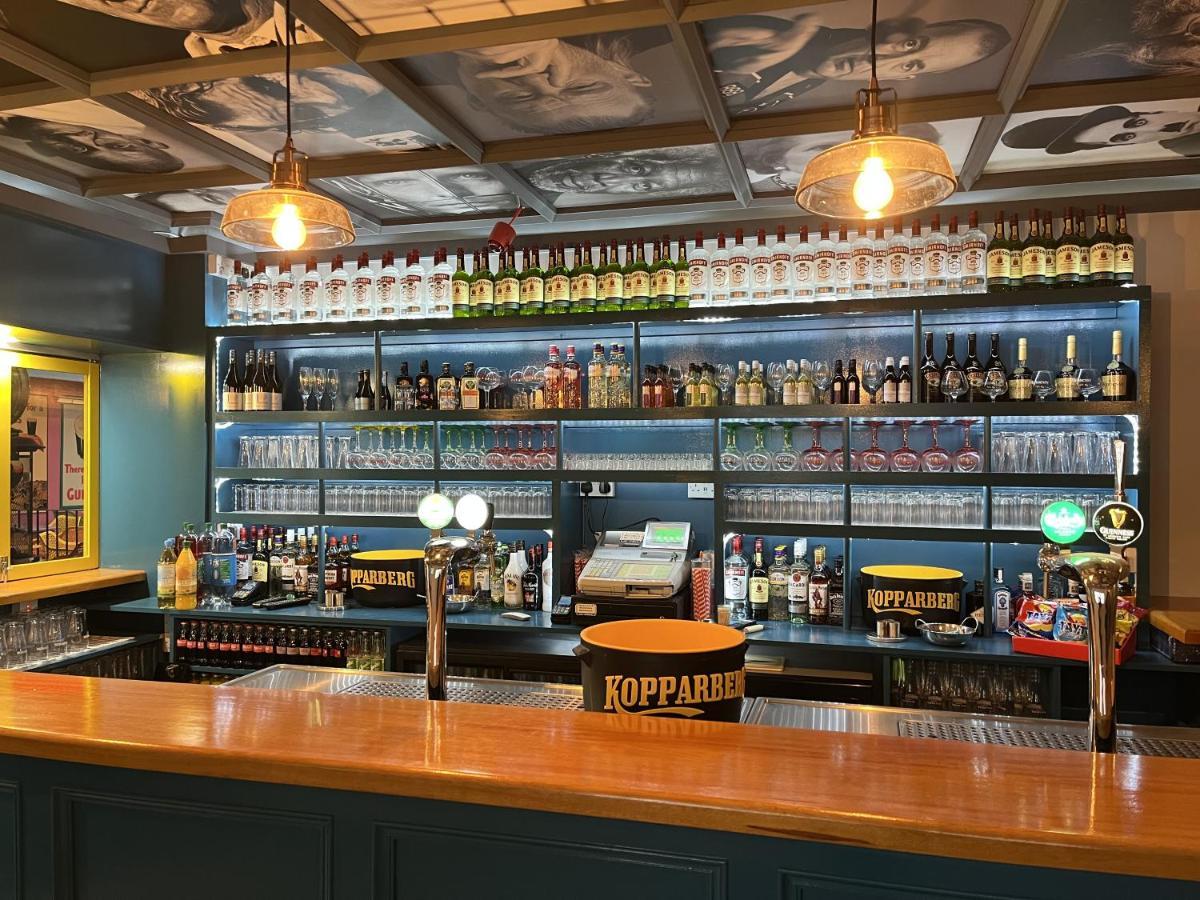 Guest house Bugler Doyles Bar & Townhouse *