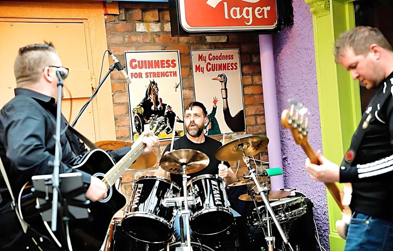 Bugler Doyles Bar & Townhouse * Wexford