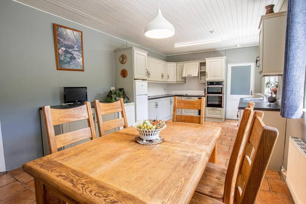 Holiday home Mountain Paradise In Bunclody,