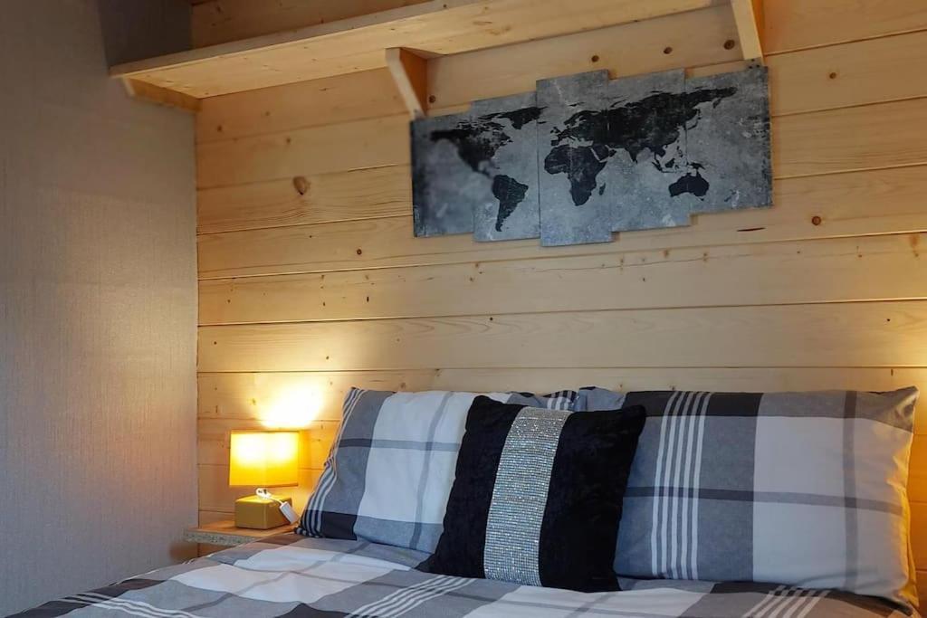 The Stunning Log House * Wexford