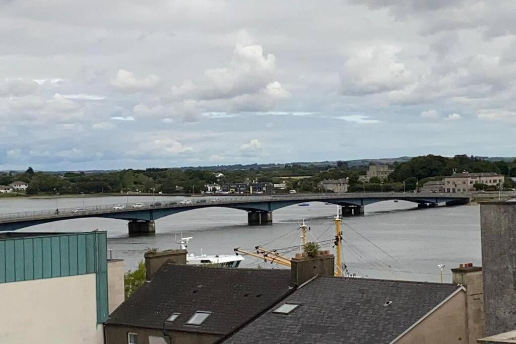 Vera's Penthouse * Wexford