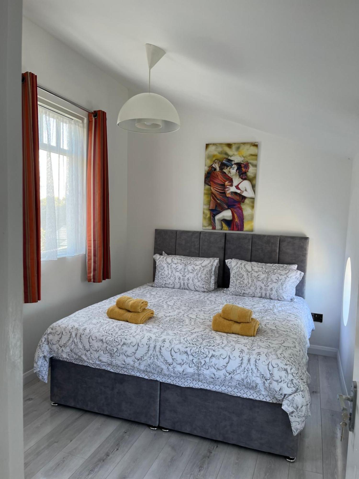 Sutton Coach House * Wexford