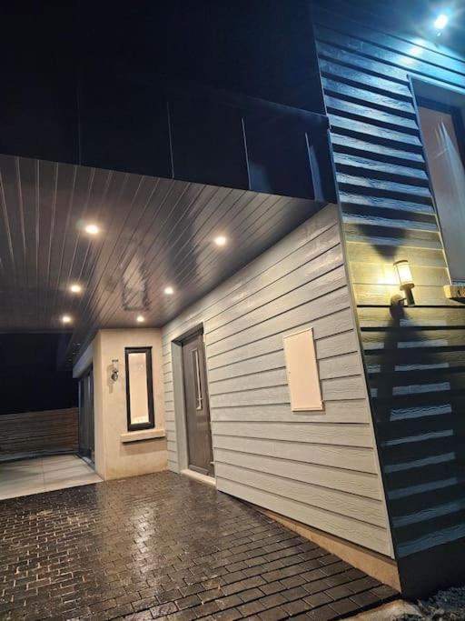 Holiday home Sea Breeze *
