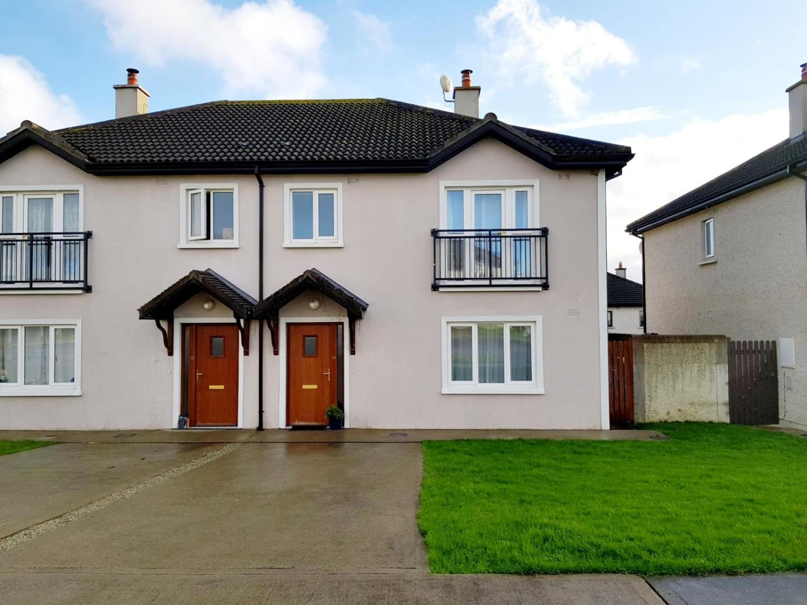 Private 3 Bedroom House In Town Wexford