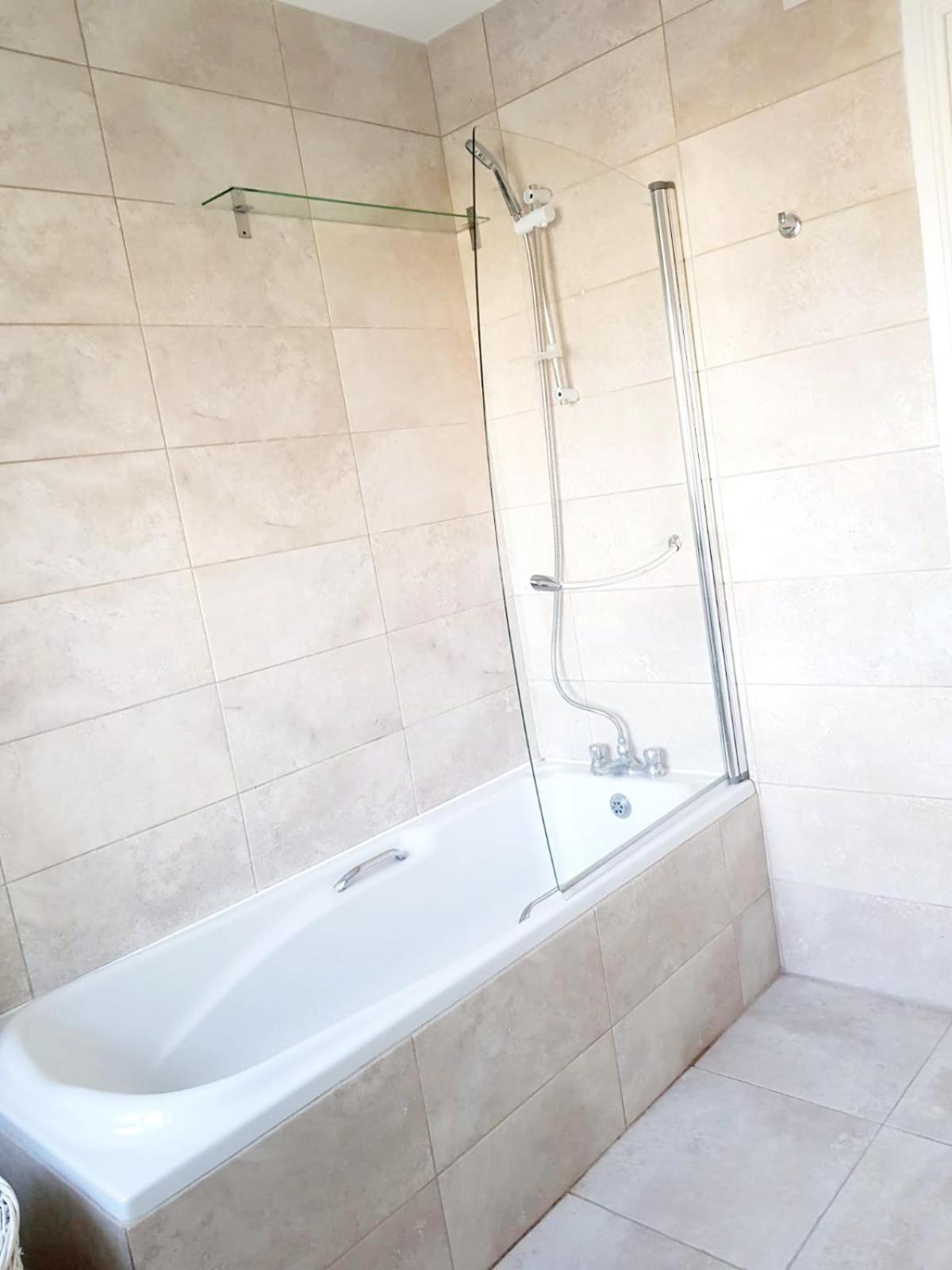 Private 3 Bedroom House In Town Wexford
