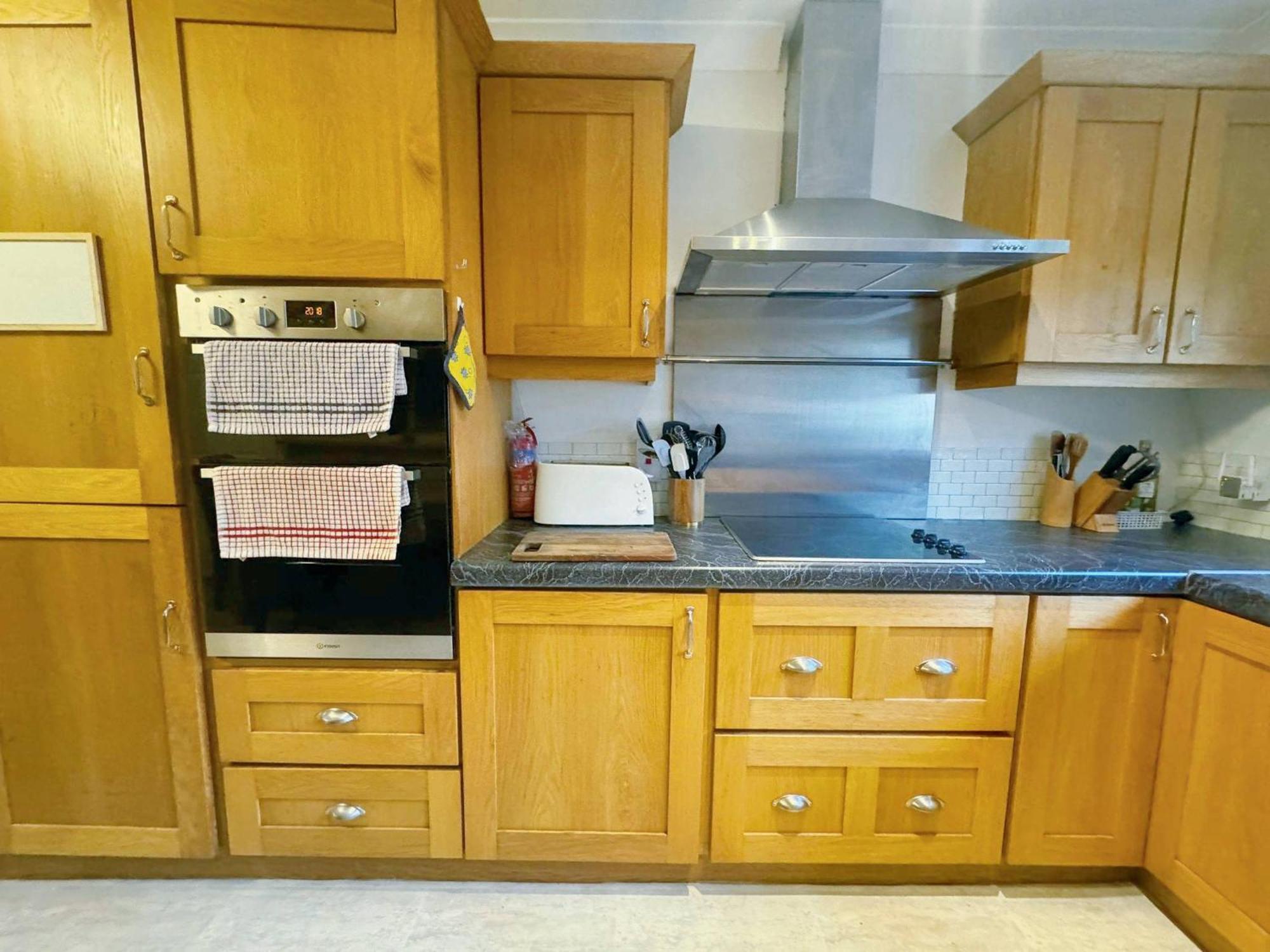 Spacious Family Friendly 4br Near Town Wexford