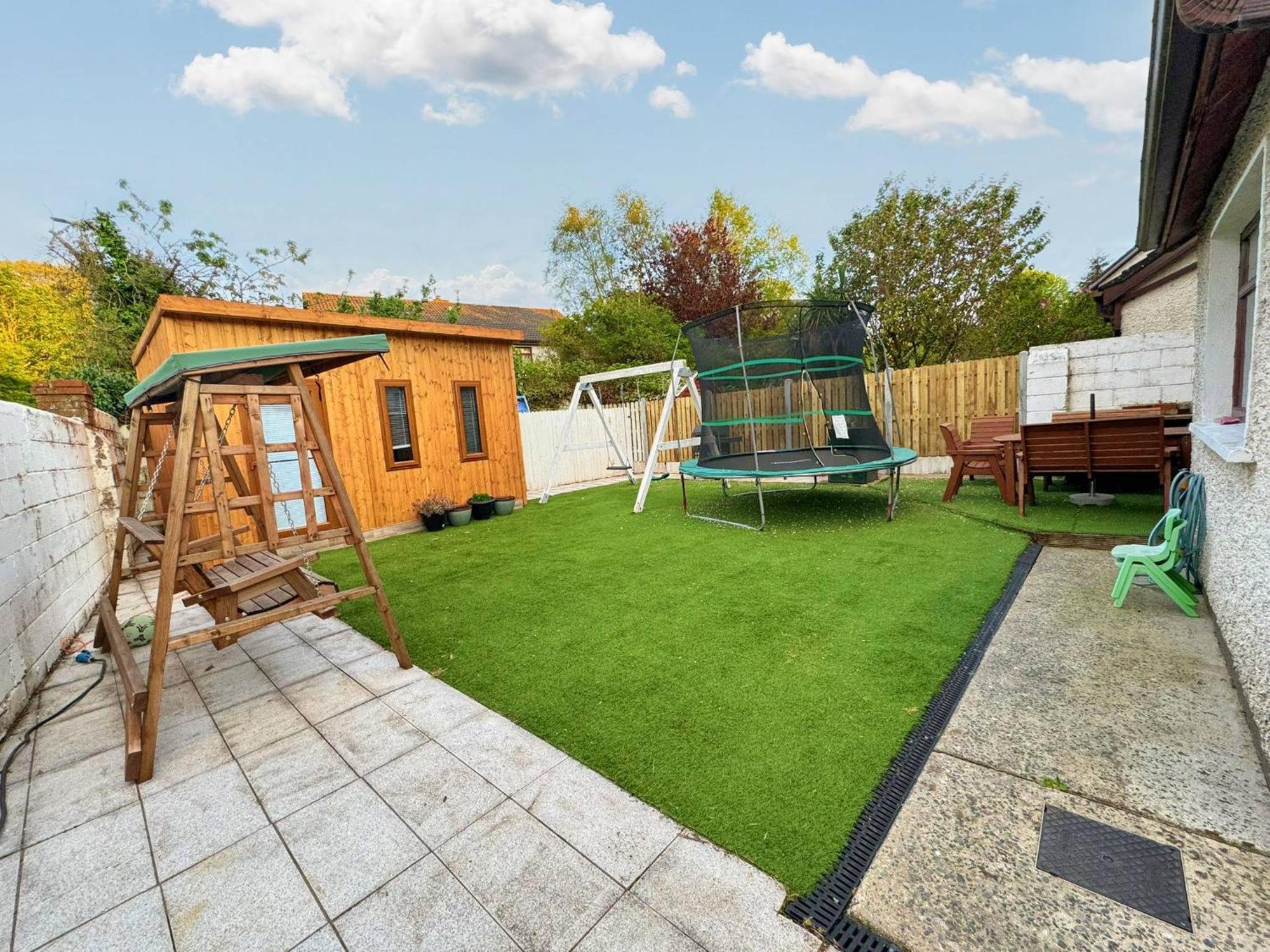 Holiday home Spacious Family Friendly 4br Near Town *
