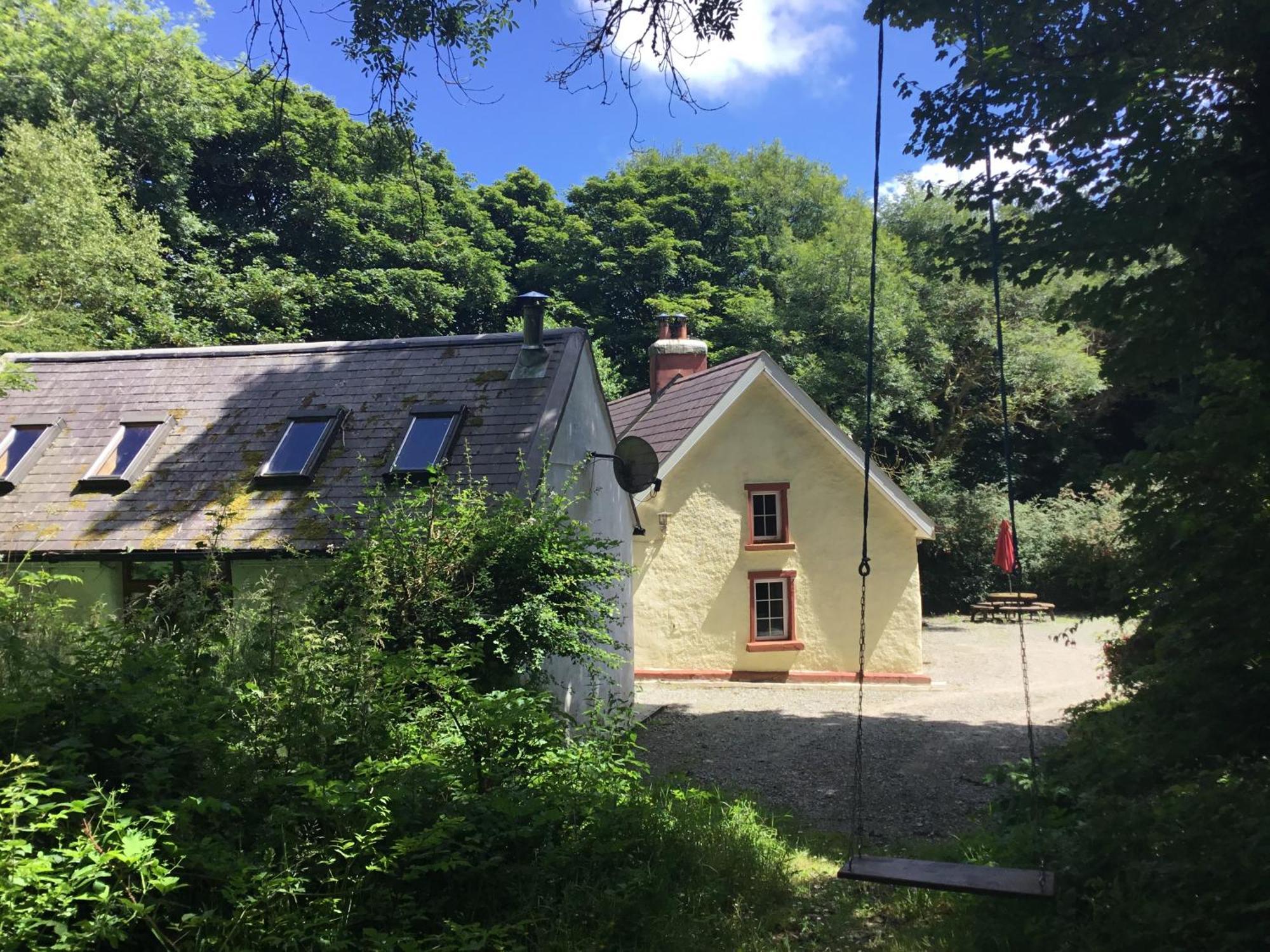 Traditional 18th Century Converted Stables Wexford
