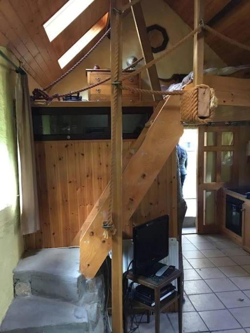 Traditional 18th Century Converted Stables Holiday home