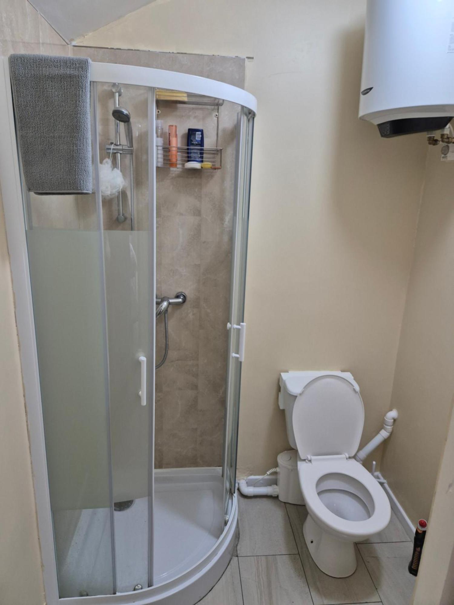 17a Db Airbnb Guest house