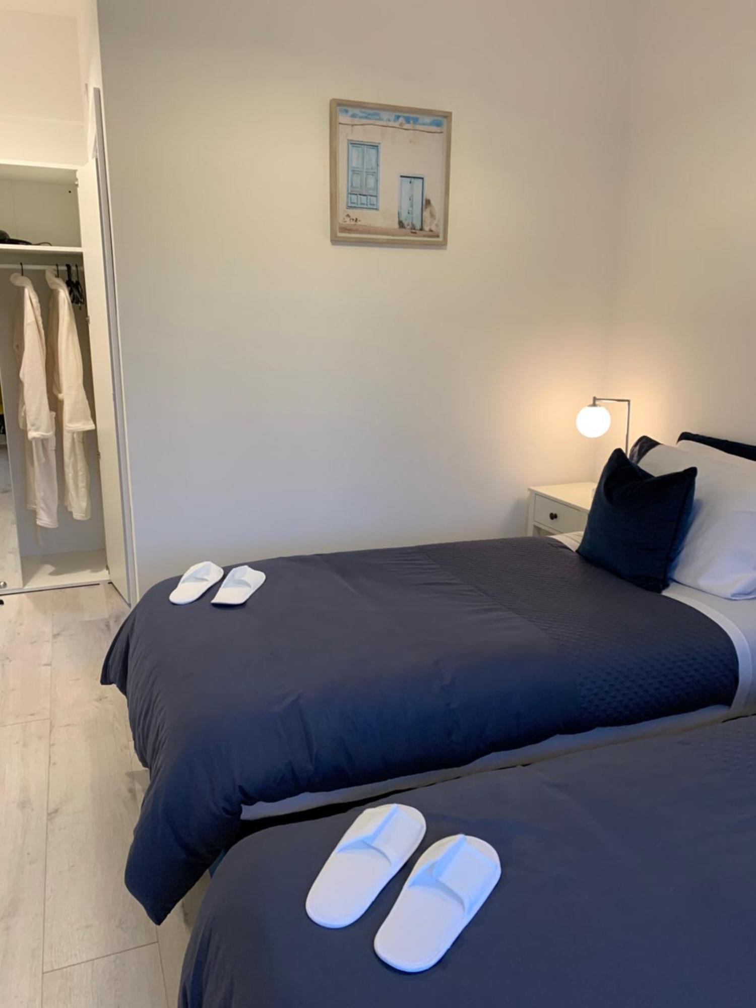 Row Guest house *