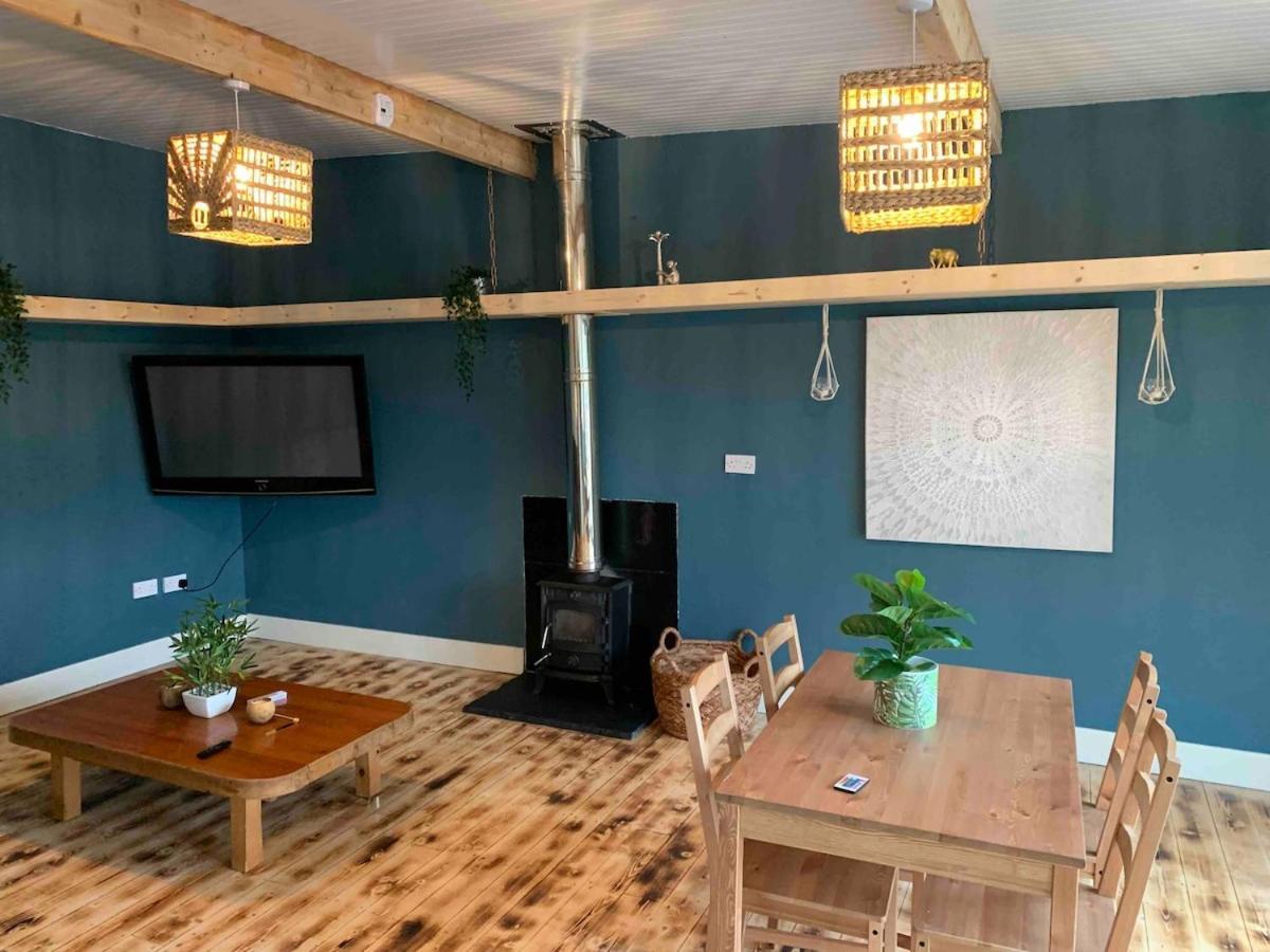 The Cosy Castaway * Wexford