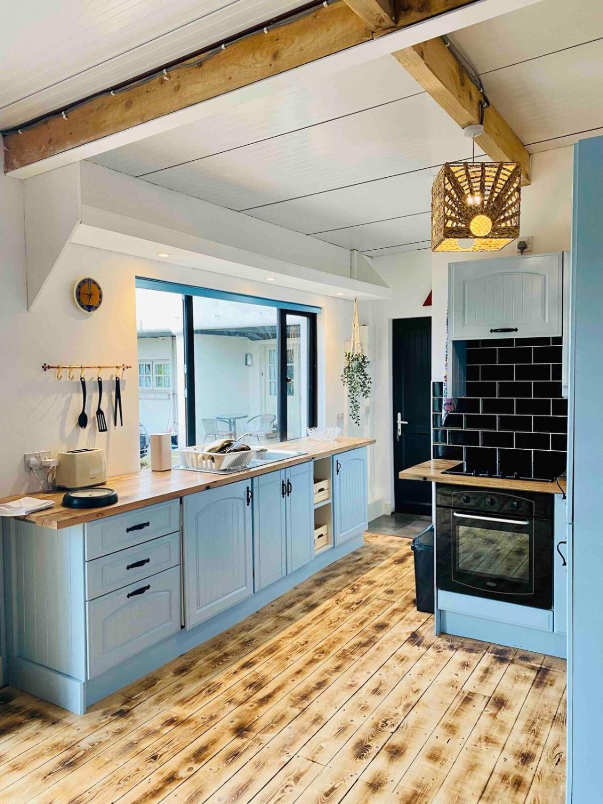 The Cosy Castaway Apartment