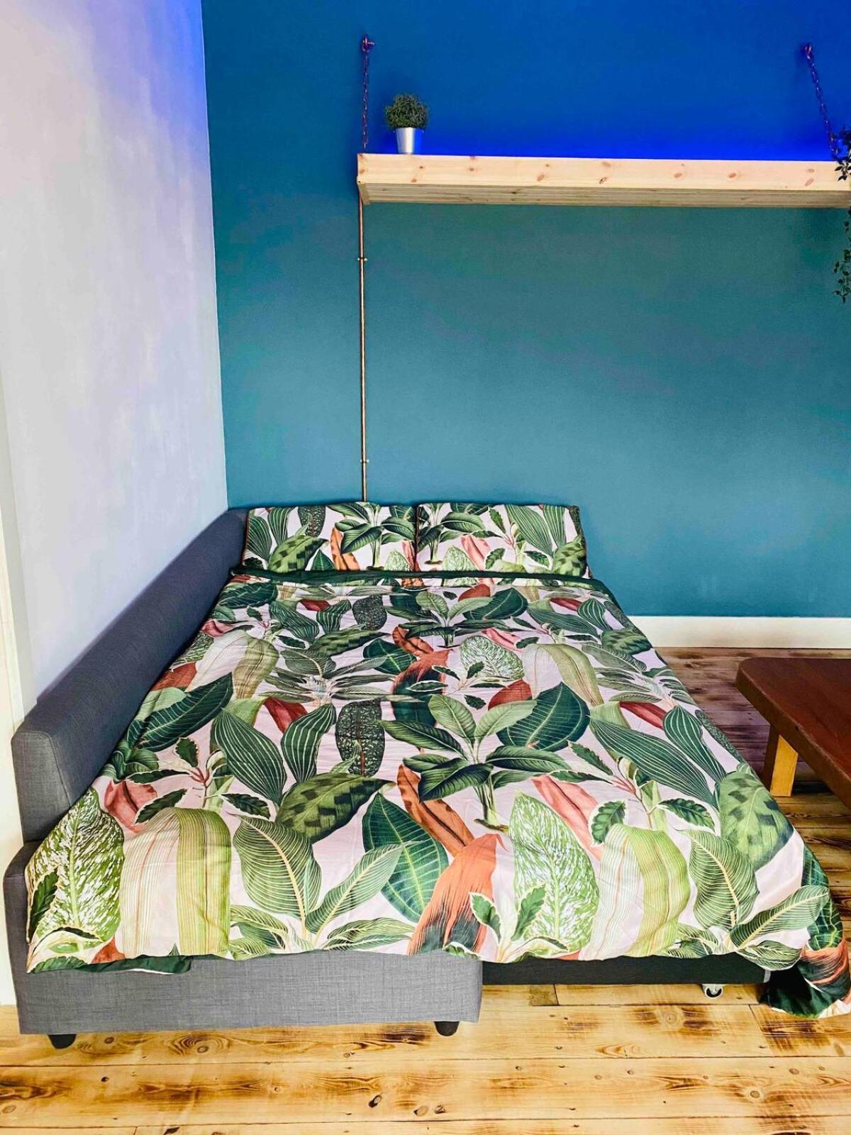 The Cosy Castaway