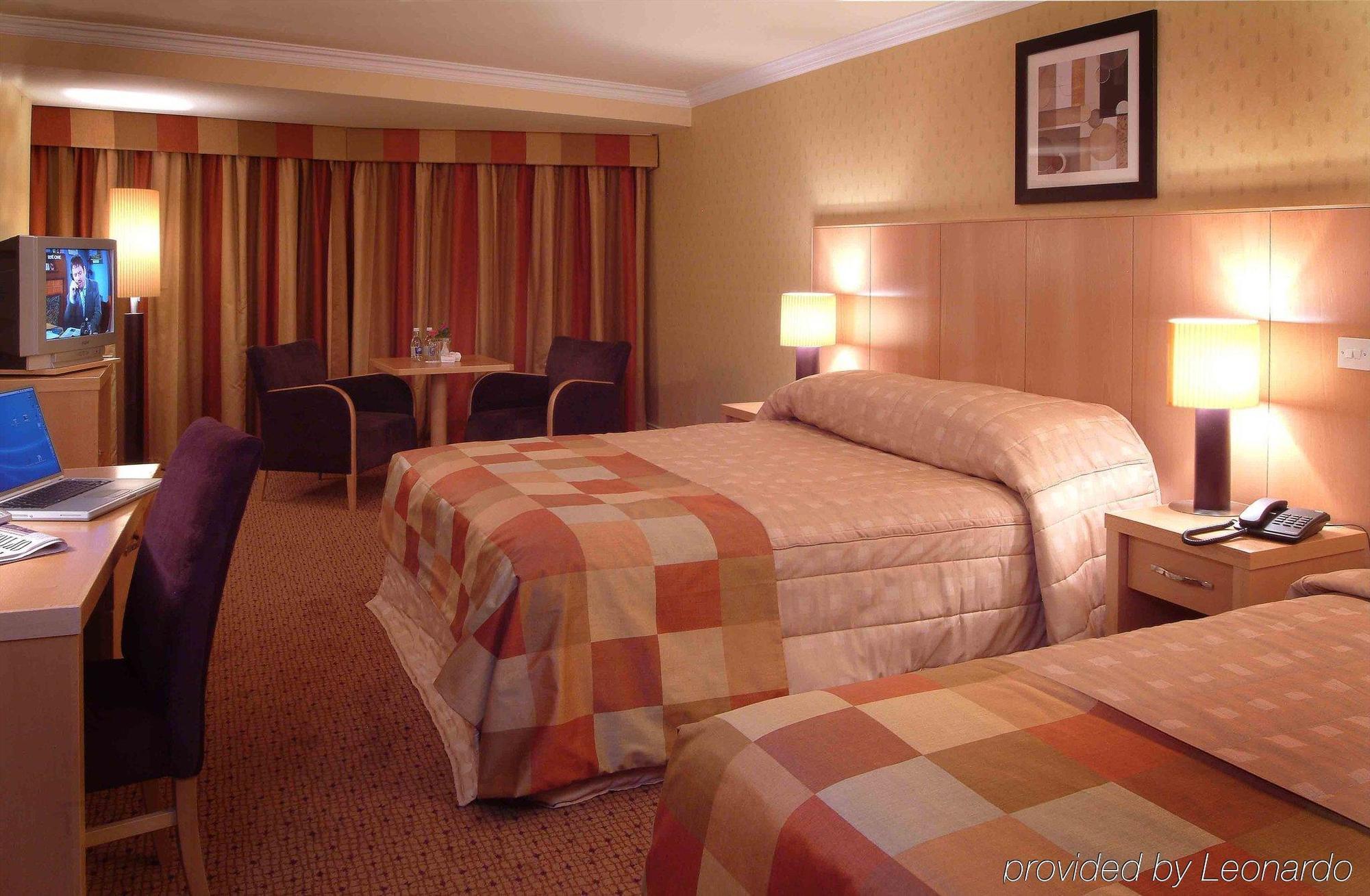 Talbot Hotel 4*