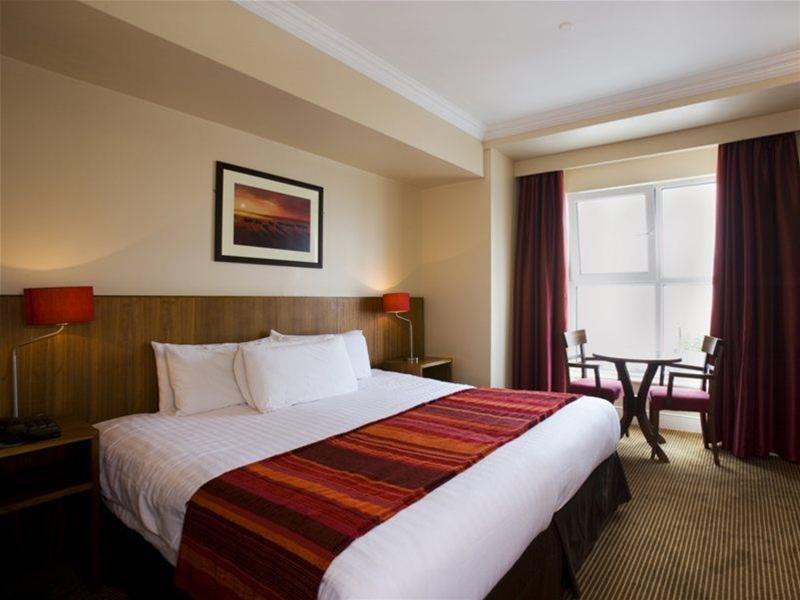 Talbot Hotel 4*