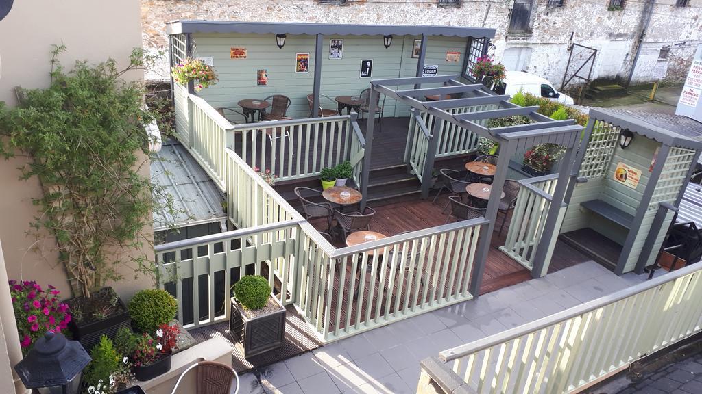 Jim Mcgee's Guest house